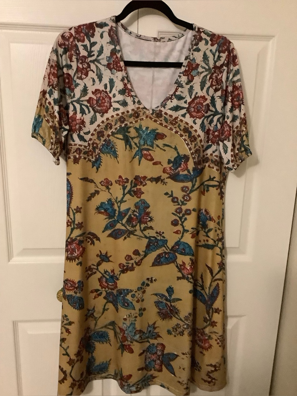 Floral V-Neck Short Sleeve Dress in Mustard/Rust/Blue